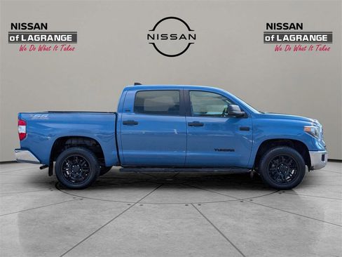 Used 2021 Toyota Tundra SR5 w/ SR5 Leather Package image 4