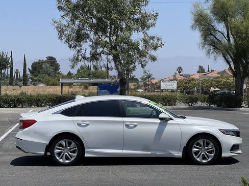 Used 2019 Honda Accord LX image 5