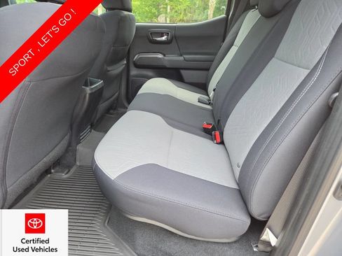 Used 2020 Toyota Tacoma TRD Sport w/ Technology Package AWD/4WD image 21
