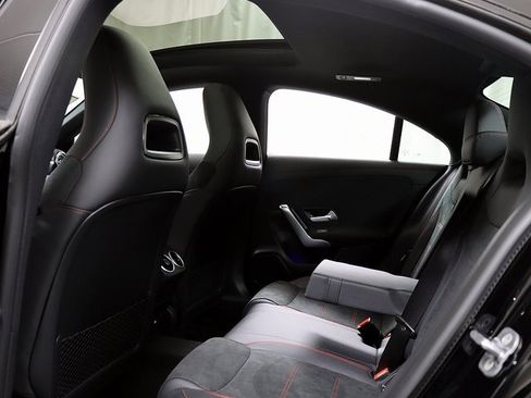New 2025 Mercedes-Benz CLA 250 4MATIC image 15
