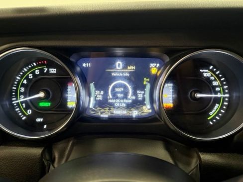 Used 2021 Jeep Wrangler Unlimited Sahara w/ Cold Weather Group AWD/4WD image 23