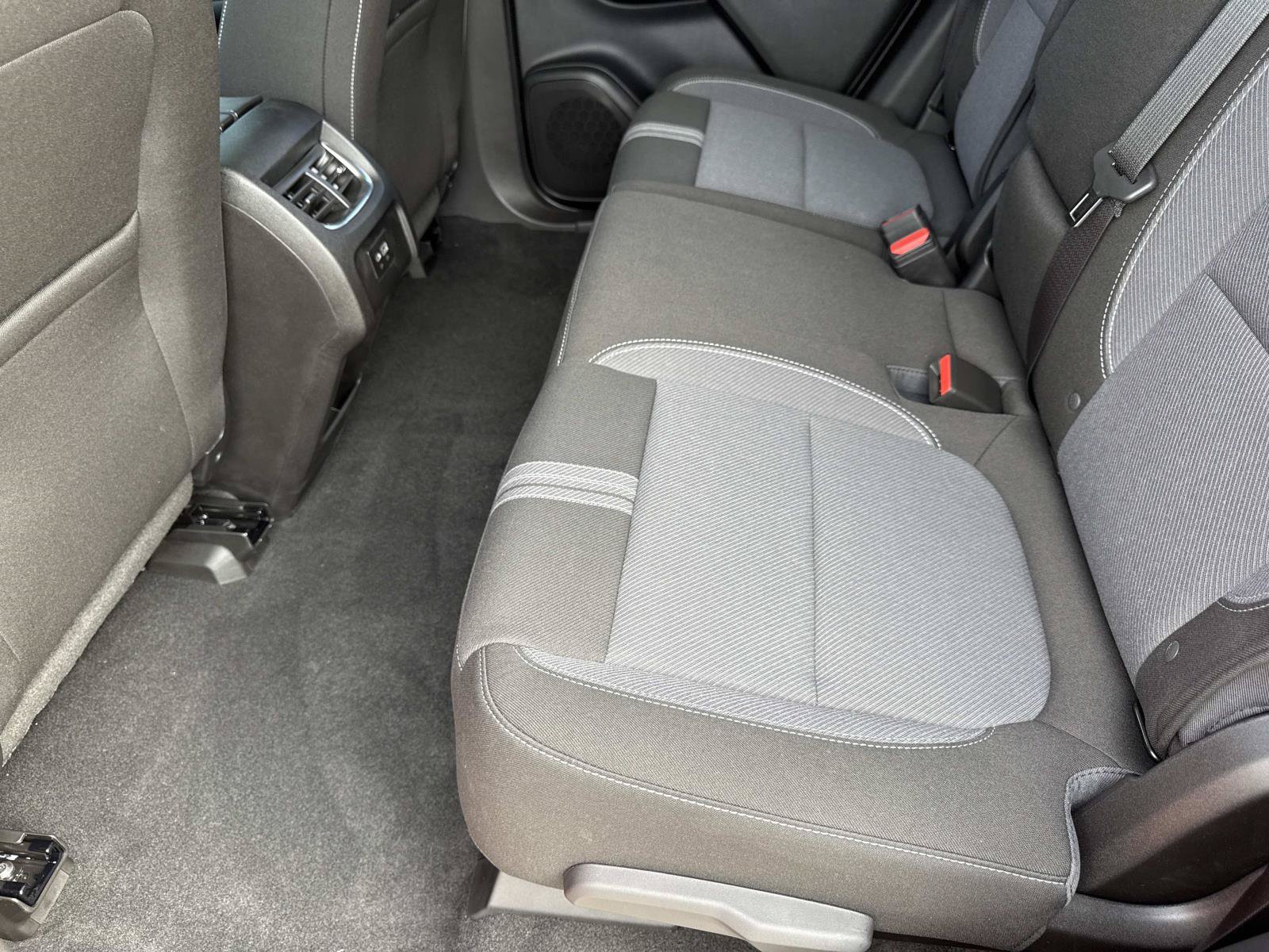 New 2026 Chevrolet Blazer LT w/ Convenience Package FWD image 10
