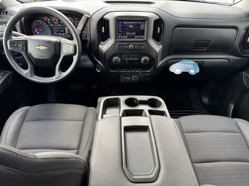 Certified 2023 Chevrolet Silverado 1500 Custom RWD image 17