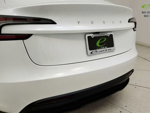 Used 2024 Tesla Model 3 Long Range RWD image 26