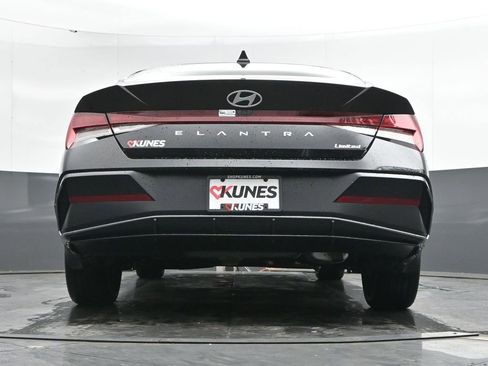 New 2026 Hyundai Elantra Limited FWD image 37