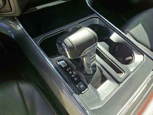 Used 2022 Ford F150 Lariat image 17