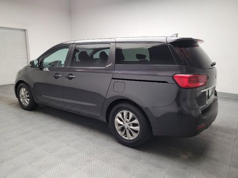 Used 2020 Kia Sedona LX FWD image 3