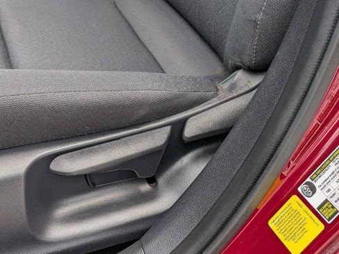 Used 2024 Toyota Corolla LE FWD image 17
