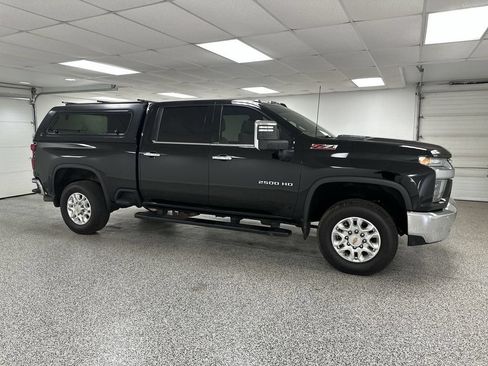Used 2020 Chevrolet Silverado 2500 LTZ w/ LTZ Plus Package AWD/4WD image 2