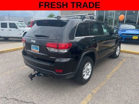 Used 2020 Jeep Grand Cherokee Laredo AWD/4WD image 6