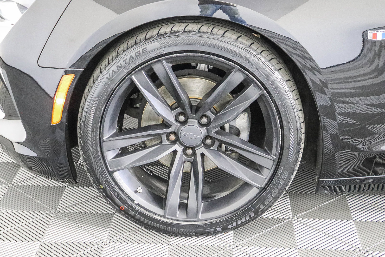 Used 2016 Chevrolet Camaro LT w/ RS Package RWD image 11