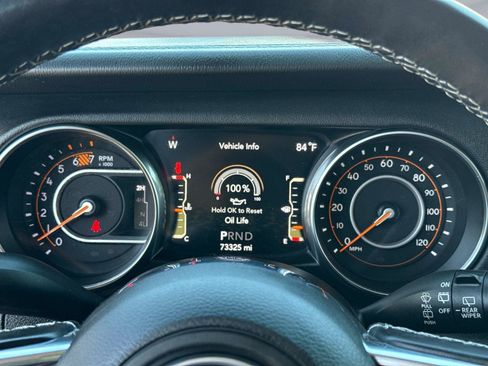 Used 2020 Jeep Wrangler Unlimited Sahara w/ LED Lighting Group AWD/4WD image 27