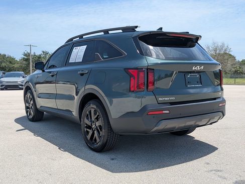 Certified 2023 Kia Sorento S w/ Panoramic Sunroof Package AWD/4WD image 7