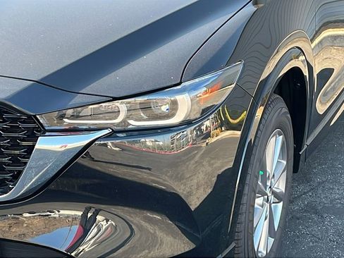 Used 2025 MAZDA CX-5 AWD 2.5 S w/ Preferred Package image 4