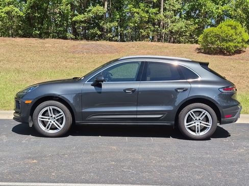 Certified 2026 Porsche Macan AWD/4WD image 2