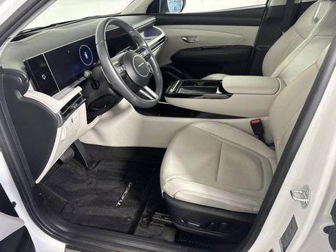 Used 2025 Hyundai Tucson Limited AWD/4WD image 14