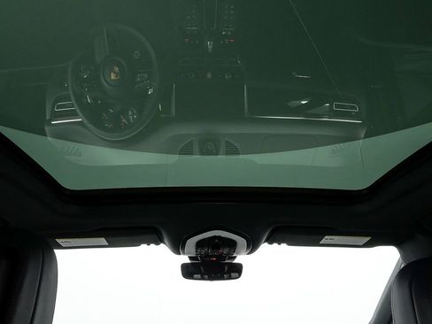 New 2026 Porsche Macan Turbo image 21