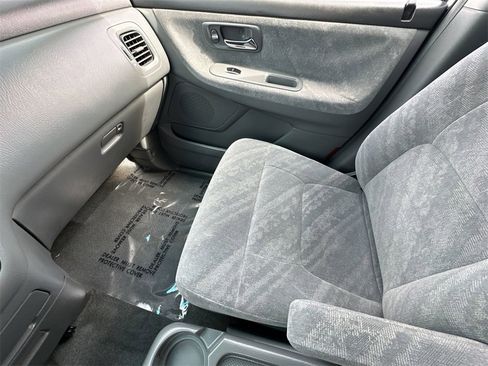 Used 2002 Honda Odyssey EX image 25