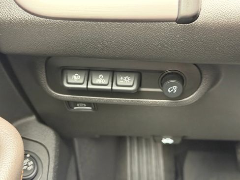 Used 2023 GMC Terrain AT4 w/ Tech Package AWD/4WD image 12