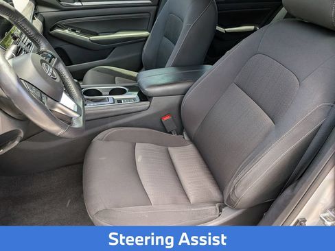 Certified 2023 Nissan Altima 2.5 SV w/ SV Premium Package FWD image 17