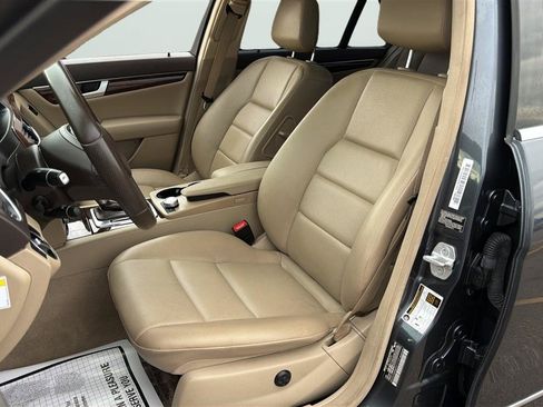 Used 2014 Mercedes-Benz C 300 4MATIC Sedan image 12