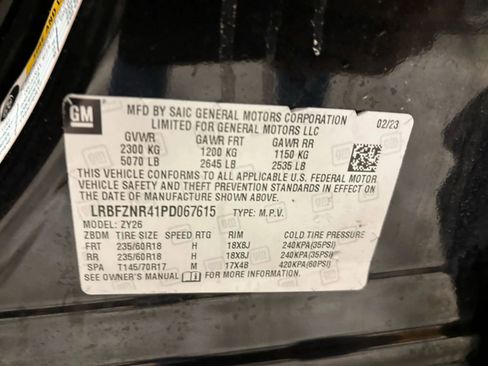 Used 2023 Buick Envision Essence image 49