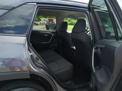 Used 2024 Toyota RAV4 XLE FWD image 21