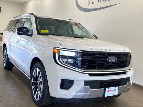New 2025 Ford Expedition Max Platinum w/ Platinum Ultimate Package image 2