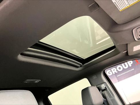 Certified 2024 GMC Sierra 1500 Elevation w/ Elevation Premium Package image 14