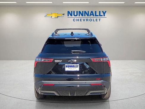 New 2026 Chevrolet Equinox RS w/ Convenience Package III FWD image 4
