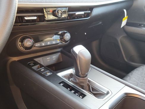 New 2026 Nissan Kicks SV image 14