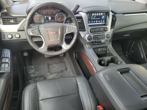 Used 2020 GMC Yukon SLT w/ Open Road Package AWD/4WD image 6