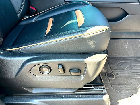 Used 2022 GMC Yukon AT4 w/ Max Trailering Package image 26