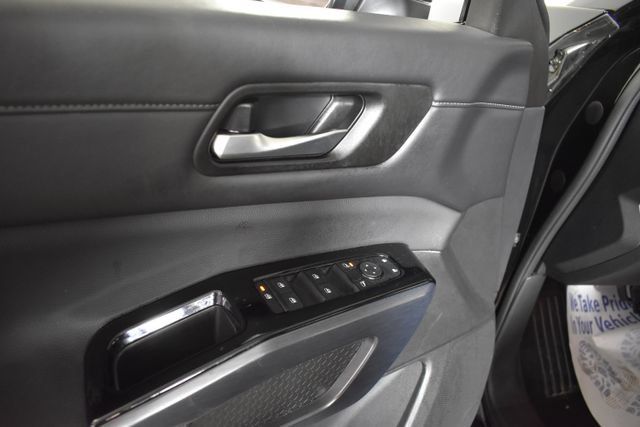Certified 2025 Nissan Pathfinder SL AWD/4WD image 8