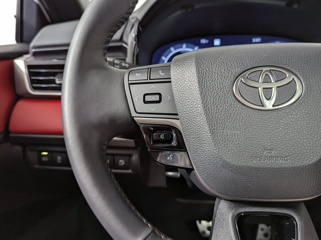 Used 2026 Toyota Camry XSE AWD/4WD image 30