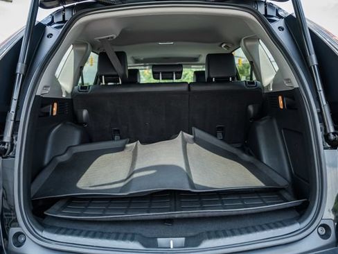 Used 2020 Honda CR-V Touring image 9