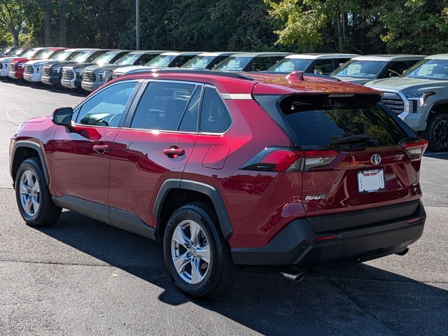 Used 2023 Toyota RAV4 XLE w/ Convenience Package FWD image 5