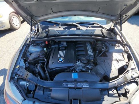 Used 2010 BMW 328i xDrive Sedan image 17