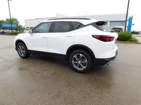 Used 2023 Chevrolet Blazer LT w/ Convenience Package FWD image 5