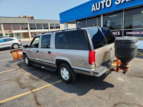 Used 1999 Chevrolet Suburban 4WD w/ Preferred Equipment Group 2 image 14