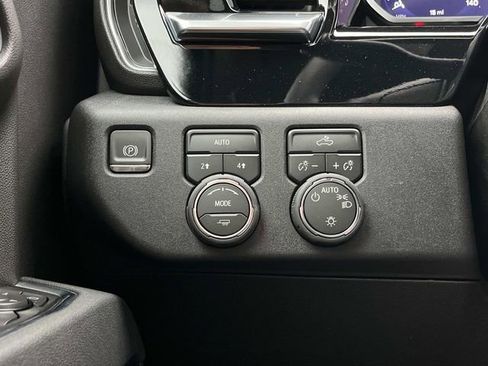 New 2026 Chevrolet Silverado 1500 LT w/ All Star Edition Plus AWD/4WD image 32