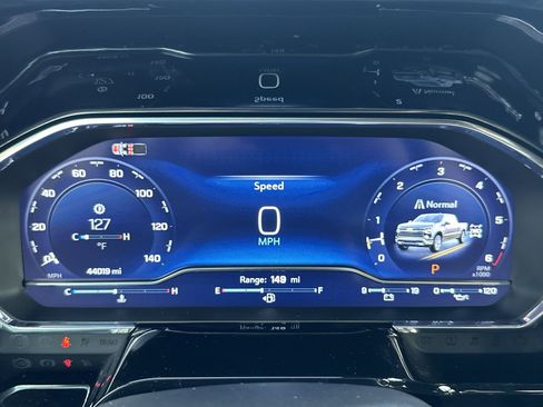 Used 2024 Chevrolet Silverado 1500 RST w/ Convenience Package II image 23