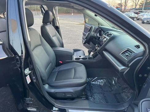 Used 2019 Subaru Legacy 2.5i Limited image 18