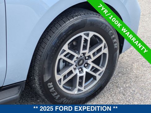Certified 2025 Ford Expedition Active RWD image 12