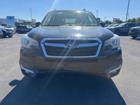 Used 2018 Subaru Forester 2.5i Touring AWD/4WD image 8