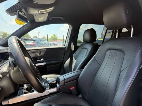 Used 2020 Mercedes-Benz GLB 250 4MATIC image 8