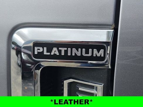 Used 2022 Ford F250 Platinum image 12