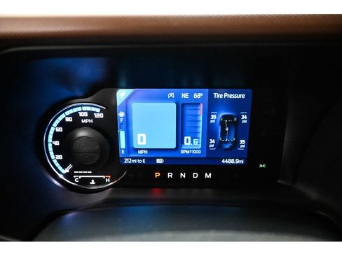 Used 2024 Ford Bronco Outer Banks AWD/4WD image 52