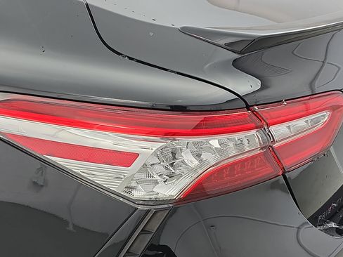 Used 2020 Toyota Camry XSE image 33