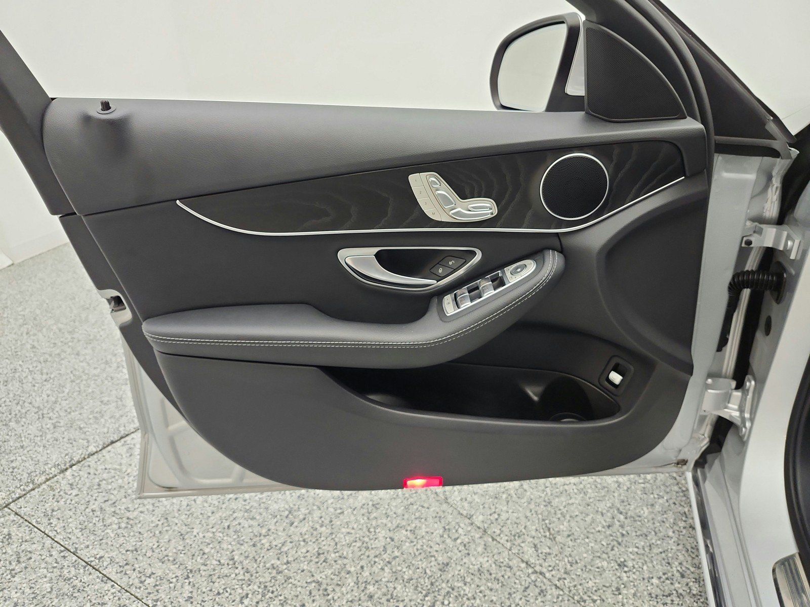 Used 2017 Mercedes-Benz C 300 Sedan image 12